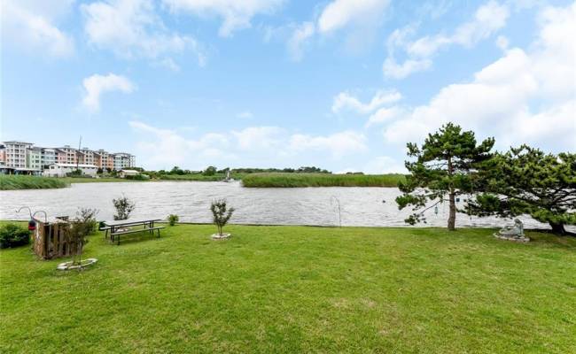3665 Sandpiper Road, Virginia Beach, VA 23456