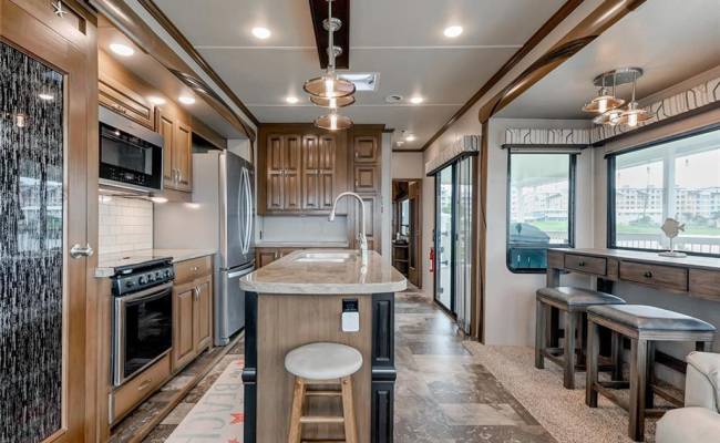 3665 Sandpiper Road, Virginia Beach, VA 23456