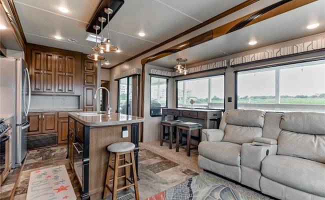 3665 Sandpiper Road, Virginia Beach, VA 23456