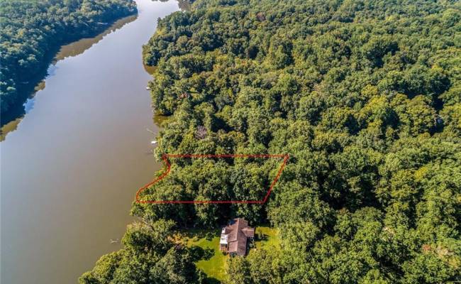 1 AC Breezy Cove, Gloucester County, VA 23061