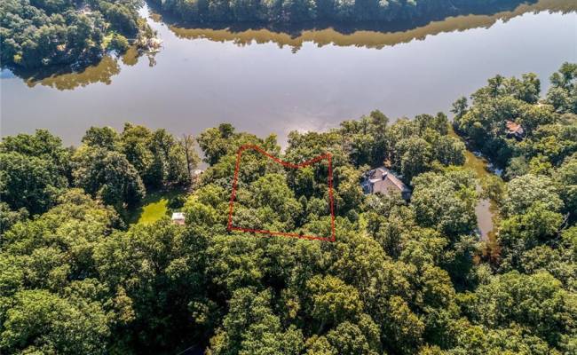 1 AC Breezy Cove, Gloucester County, VA 23061