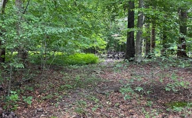 1 AC Breezy Cove, Gloucester County, VA 23061