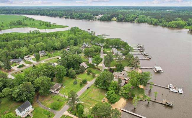 3029 Riverside Drive, James City County, VA 23089