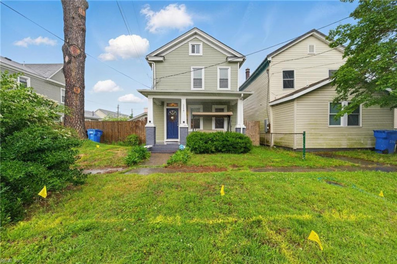 Photo 1 of 12 residential for sale in Chesapeake virginia