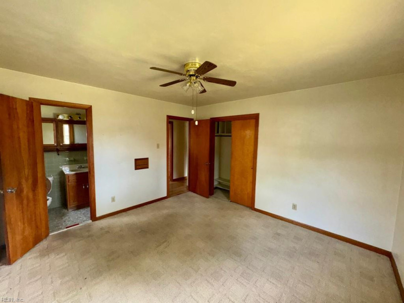 Photo 13 of 19 residential for sale in Chesapeake virginia Photo 13 of 19 residential for sale in Chesapeake virginia