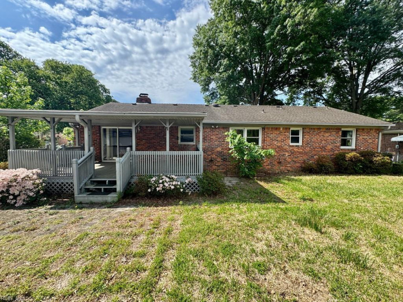Photo 4 of 19 residential for sale in Chesapeake virginia Photo 4 of 19 residential for sale in Chesapeake virginia