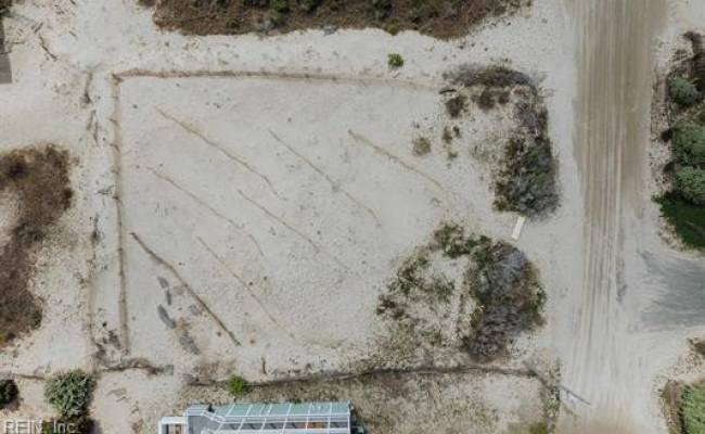 1671 Sandpiper Road, Currituck County, NC 27927