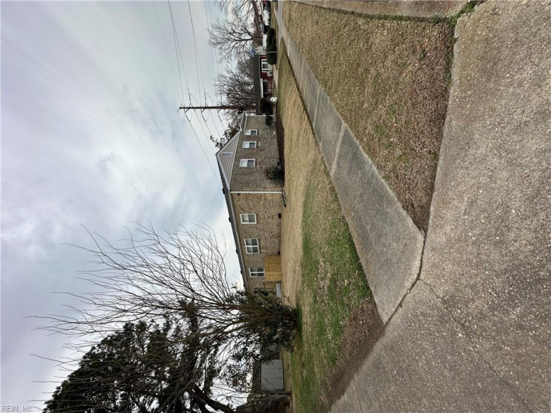 Photo 12 of 35 residential for sale in Chesapeake virginia Photo 12 of 35 residential for sale in Chesapeake virginia