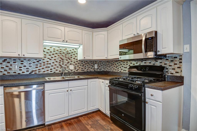 Photo 18 of 47 residential for sale in Norfolk virginia Photo 18 of 47 residential for sale in Norfolk virginia
