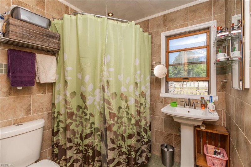 Photo 30 of 50 residential for sale in Chesapeake virginia Photo 30 of 50 residential for sale in Chesapeake virginia