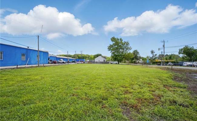 4437 Bainbridge Boulevard, Chesapeake, VA 23320
