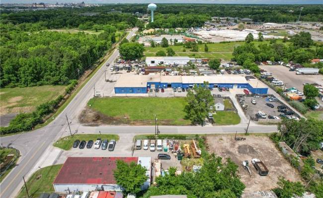 4437 Bainbridge Boulevard, Chesapeake, VA 23320