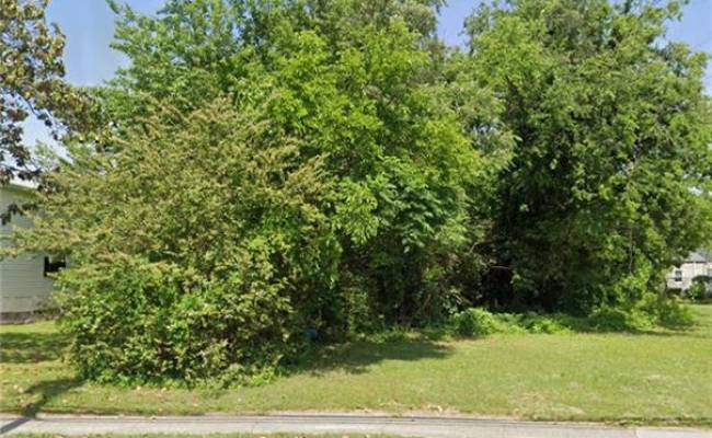 2810 ROANOKE Avenue, Newport News, VA 23607