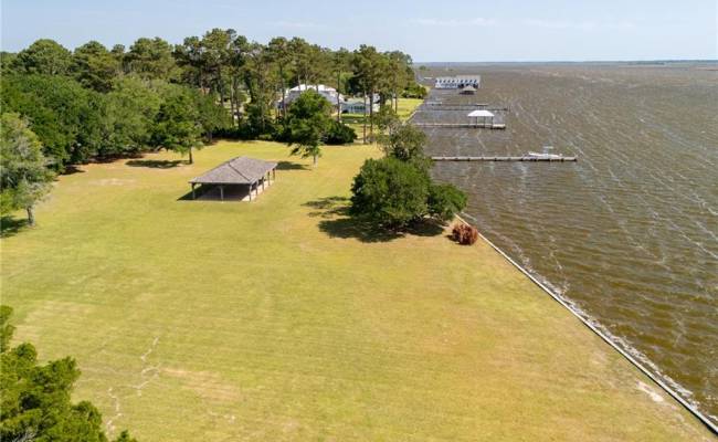 213 Martin Farm Lane, Currituck County, NC 27950