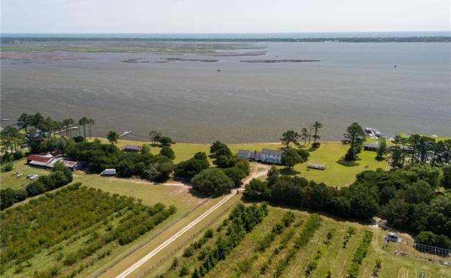 213 Martin Farm Lane, Currituck County, NC 27950