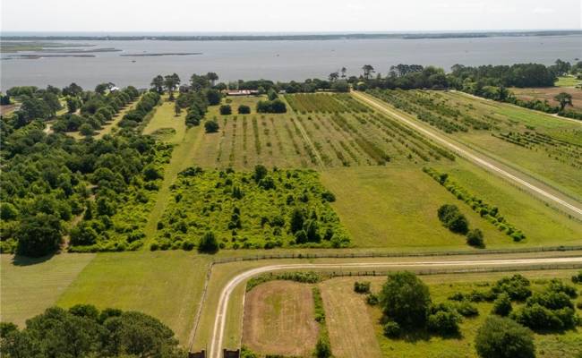 213 Martin Farm Lane, Currituck County, NC 27950