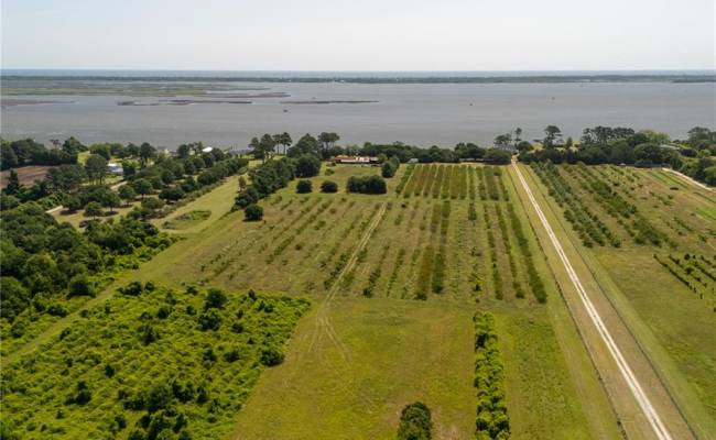 213 Martin Farm Lane, Currituck County, NC 27950