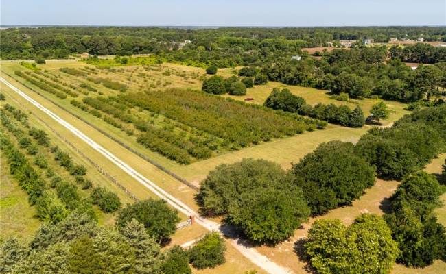 213 Martin Farm Lane, Currituck County, NC 27950