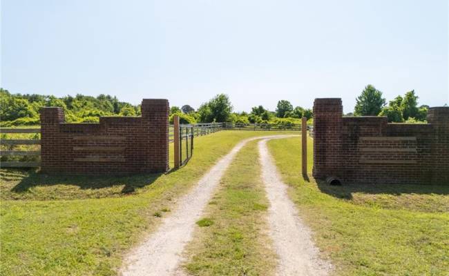 213 Martin Farm Lane, Currituck County, NC 27950