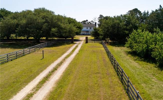 213 Martin Farm Lane, Currituck County, NC 27950