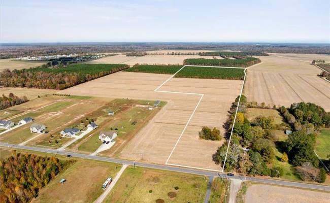 4904 Ballahack Road, Chesapeake, VA 23322