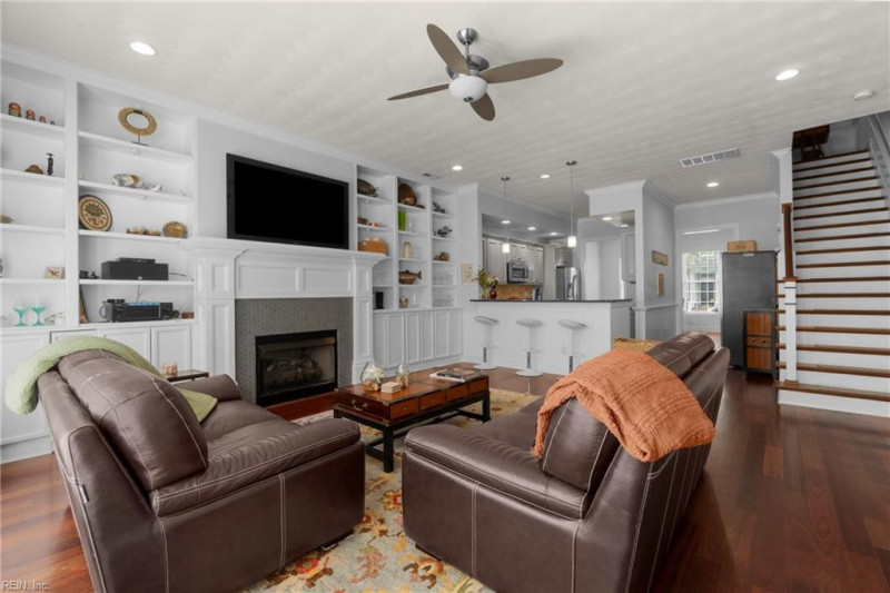 Photo 3 of 42 residential for sale in Norfolk virginia Photo 3 of 42 residential for sale in Norfolk virginia