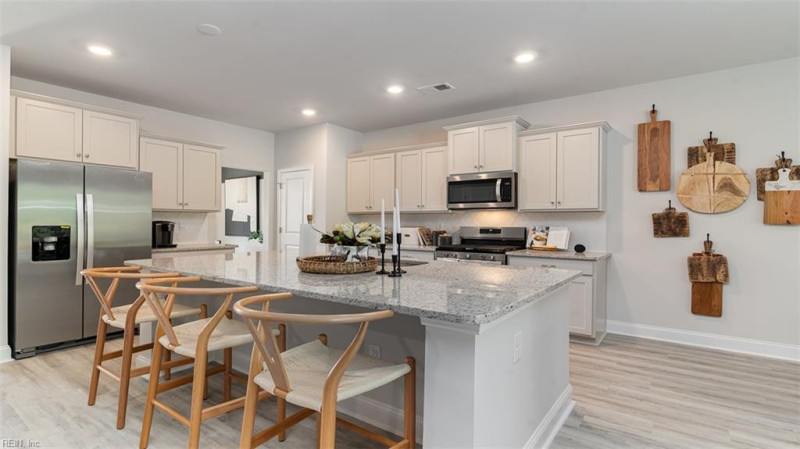 Photo 7 of 30 residential for sale in Chesapeake virginia Photo 7 of 30 residential for sale in Chesapeake virginia