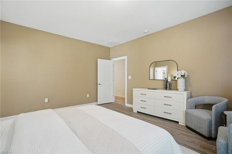 Photo 40 of 49 residential for sale in Chesapeake virginia Photo 40 of 49 residential for sale in Chesapeake virginia