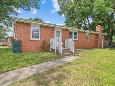 property image for 2915 Mattox Drive CHESAPEAKE VA 23325