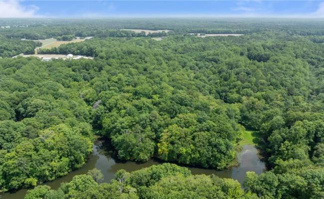 19 AC Hilltop Lane, Isle of Wight County, VA 23430