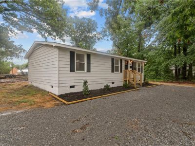property image for 2370 Pruden Boulevard SUFFOLK VA 23434