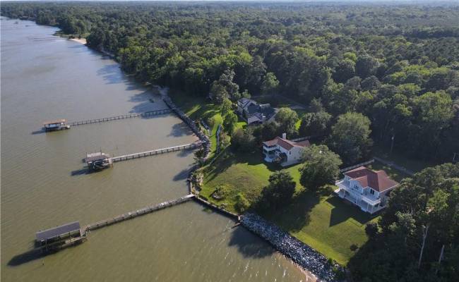 3989 River Landing Trail, Isle of Wight County, VA 23430