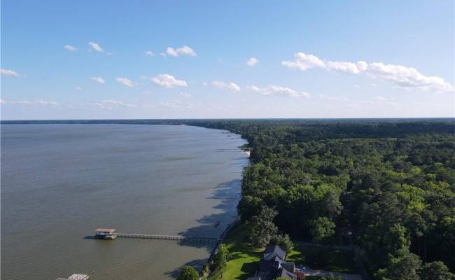 3989 River Landing Trail, Isle of Wight County, VA 23430