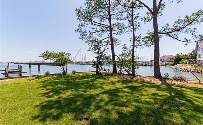 1459 Bayville Street, Norfolk, VA 23503