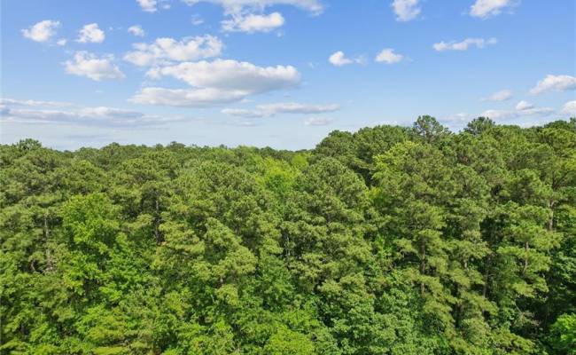 13630 Woodside Lane, Newport News, VA 23608