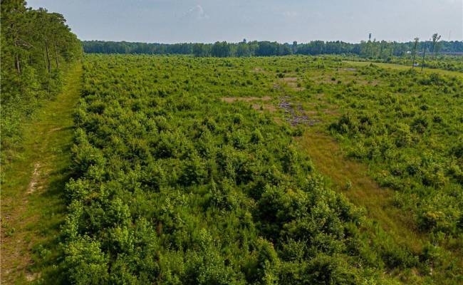 112 Ac Mill Road, Emporia, VA 23847