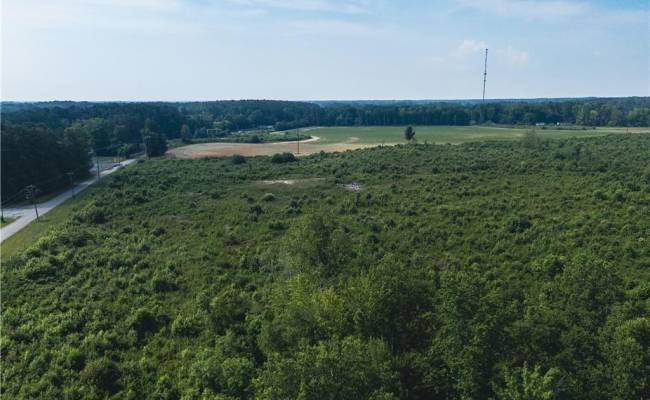 112 Ac Mill Road, Emporia, VA 23847