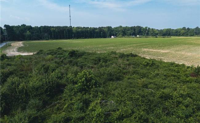 112 Ac Mill Road, Emporia, VA 23847