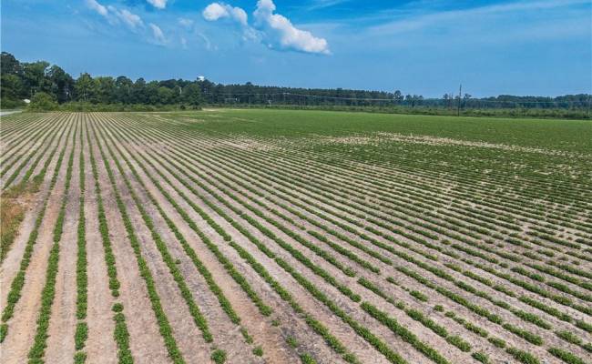 112 Ac Mill Road, Emporia, VA 23847