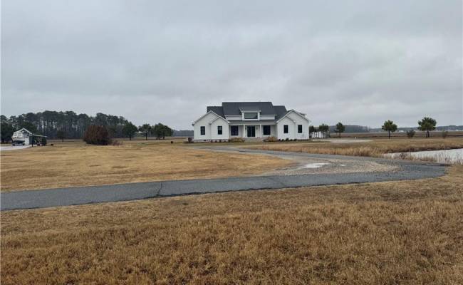 2084 Camden Court, Virginia Beach, VA 23457