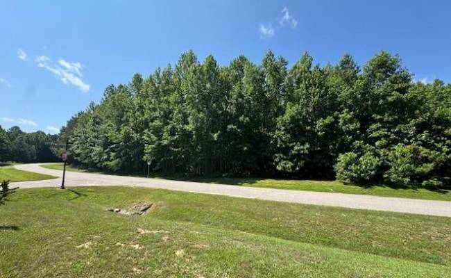 27 East West Parkway, Gloucester County, VA 23061