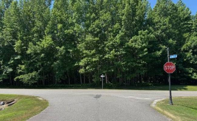 27 East West Parkway, Gloucester County, VA 23061