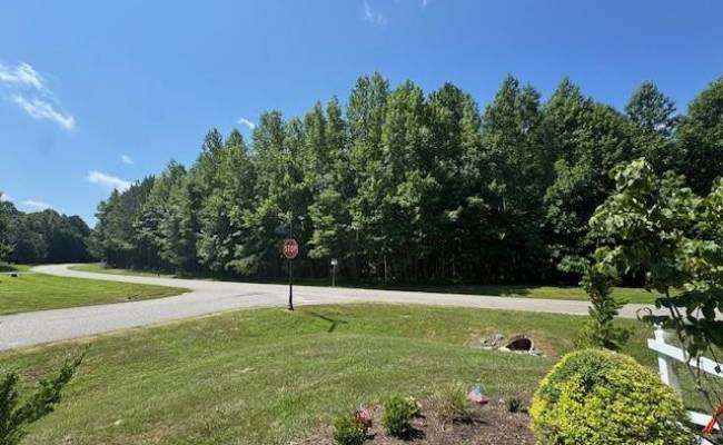 27 East West Parkway, Gloucester County, VA 23061