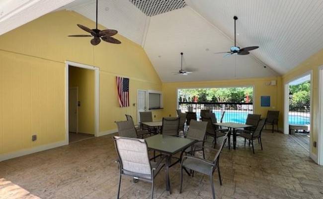 27 East West Parkway, Gloucester County, VA 23061