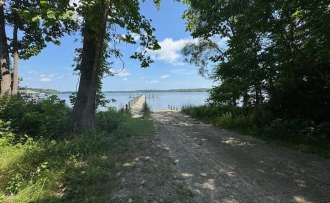 27 East West Parkway, Gloucester County, VA 23061