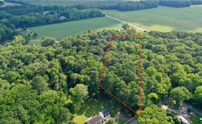 6108 Pocahontas Club Road, Virginia Beach, VA 23457