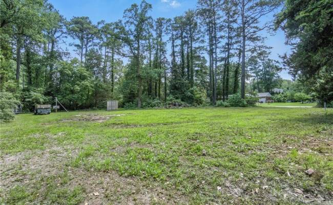 3720 Lynnfield Drive, Virginia Beach, VA 23452