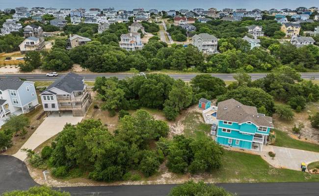 901 Seashore Crescent, Currituck County, NC 27927