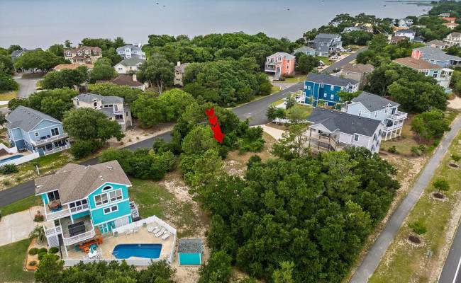 901 Seashore Crescent, Currituck County, NC 27927