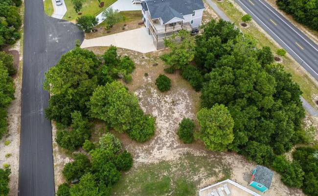 901 Seashore Crescent, Currituck County, NC 27927